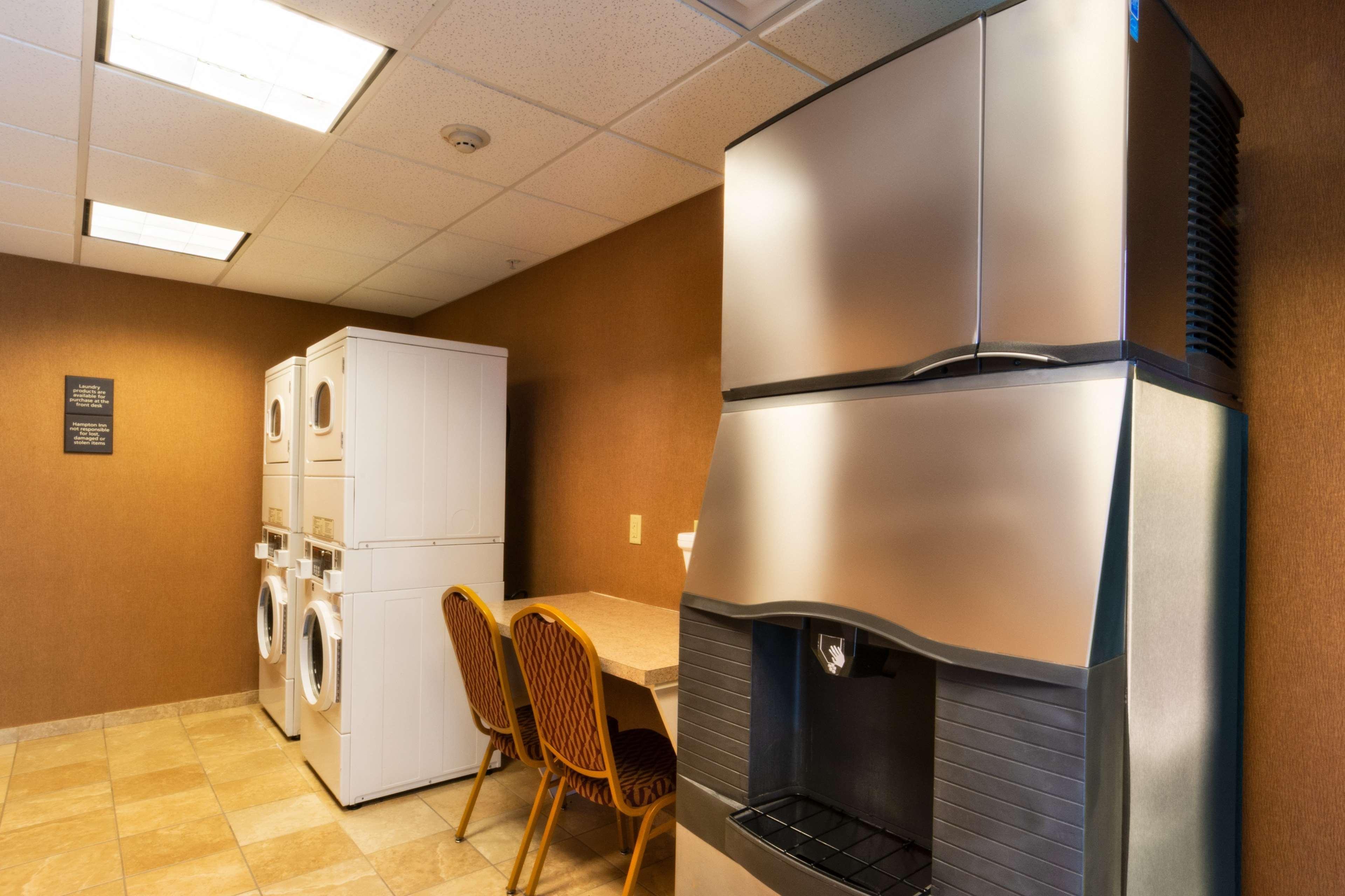 Hampton Inn Rawlins Exteriör bild