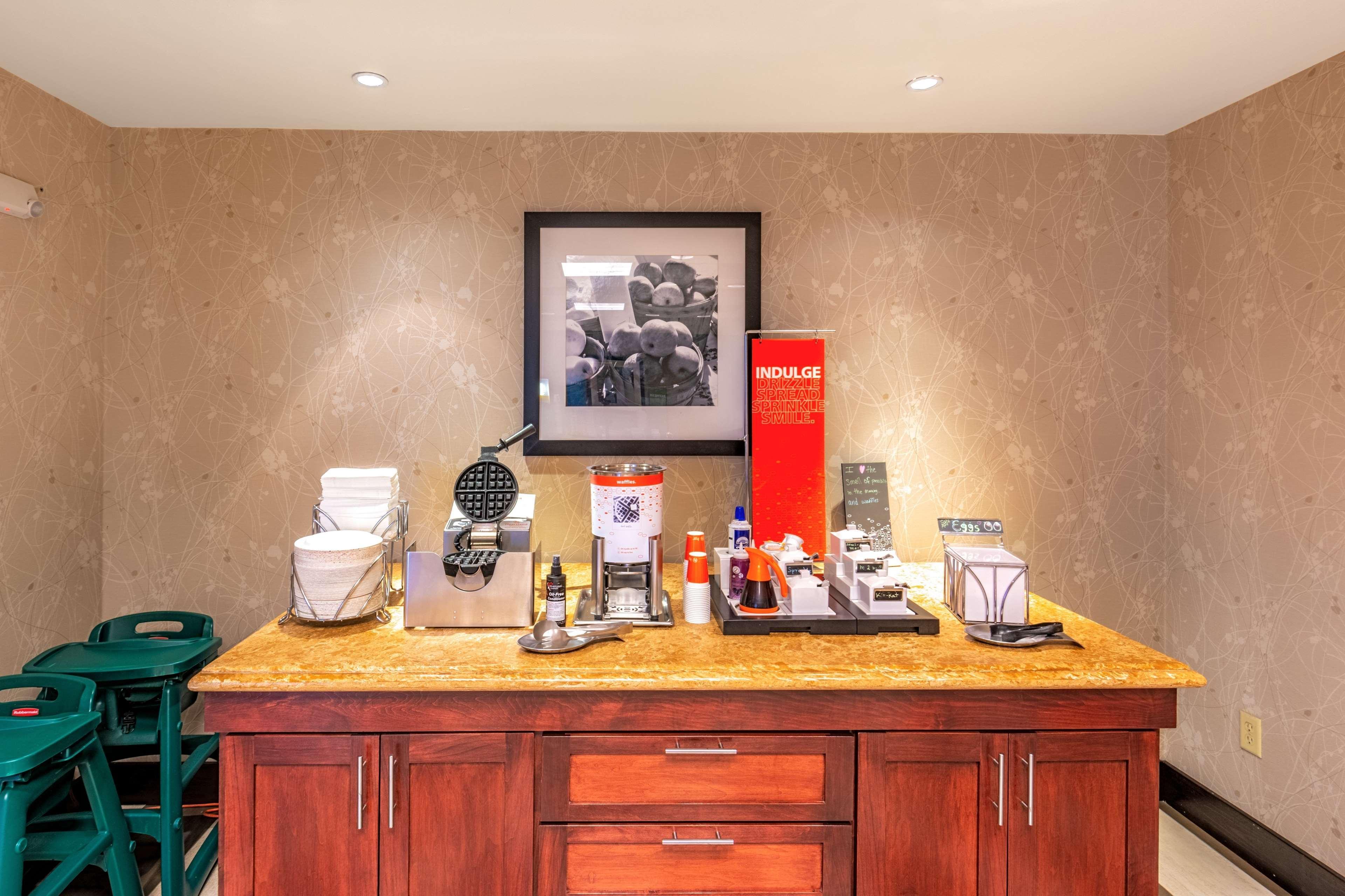 Hampton Inn Rawlins Exteriör bild